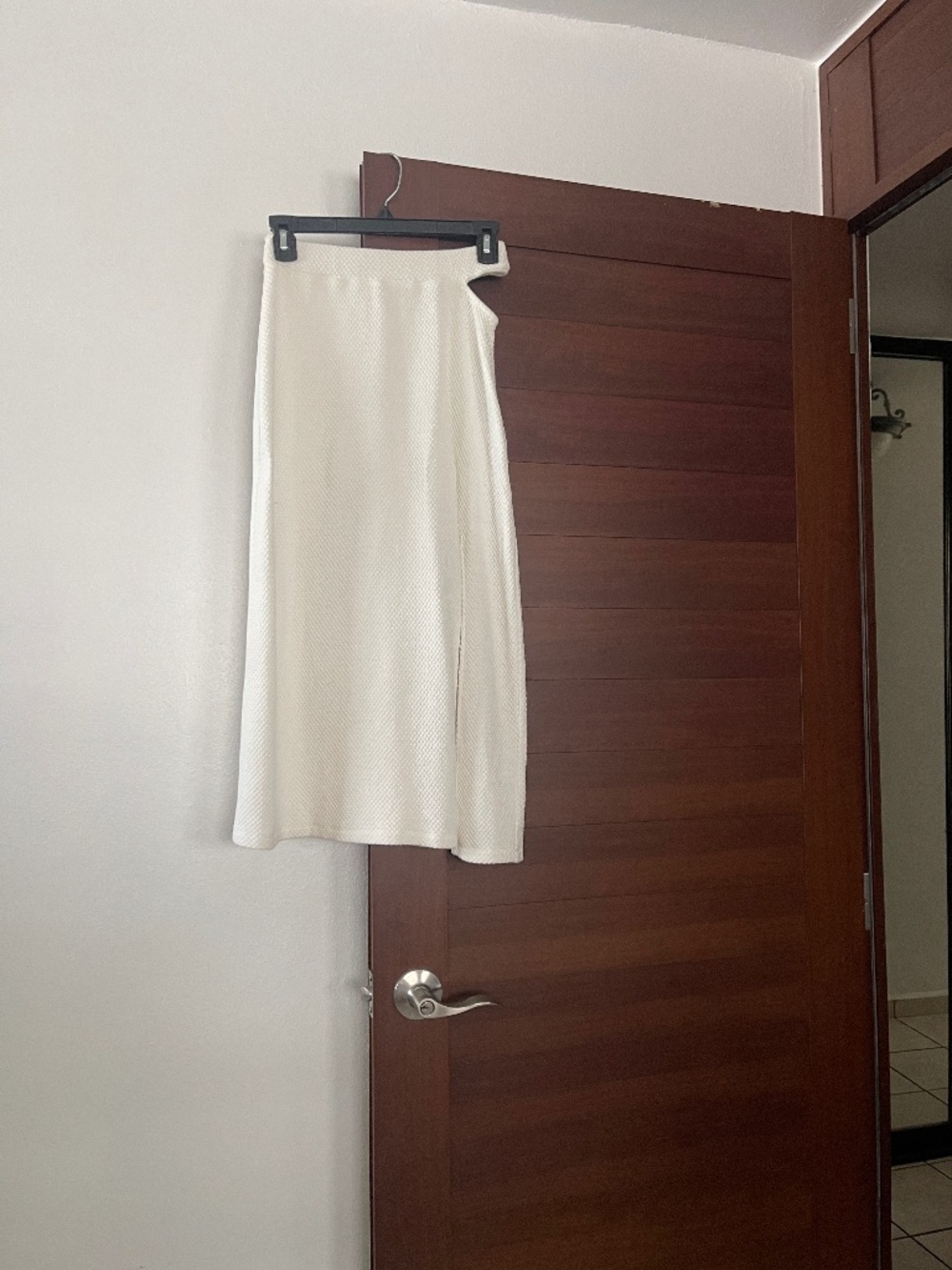 White Knit Skirt with Slit